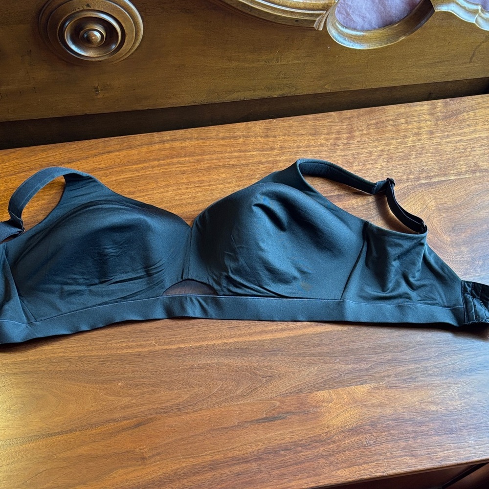 Cacique Black Wireless Smooth-Cup Bra